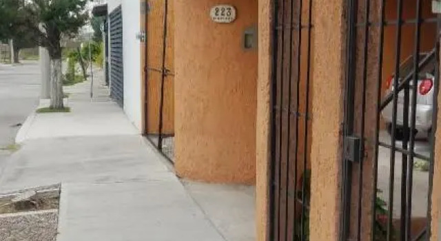 Suite amplia privada a 8 min del centro