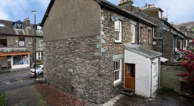 2BR - 1 5BA - Town Centre - Parking - Ambleside, Varaa Hotelli Ambleside 