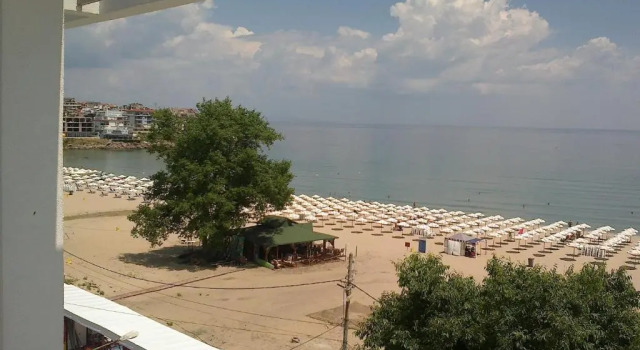 Апартаменты Azur Apartments