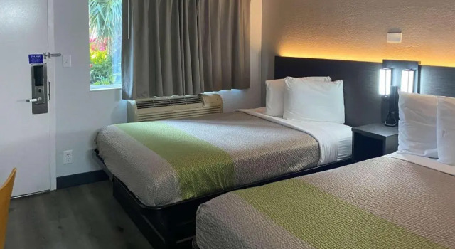 Четырёхместный номер Standard Motel 6-Kissimmee, FL - Orlando