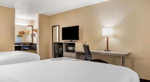 Четырёхместный номер Standard Best Western Apalach Inn
