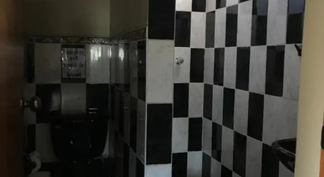 Standart dört kişilik oda Jos Place