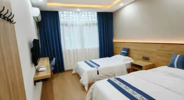Fengguan Business Hotel, Book Hotel Xiangxi Hunan
