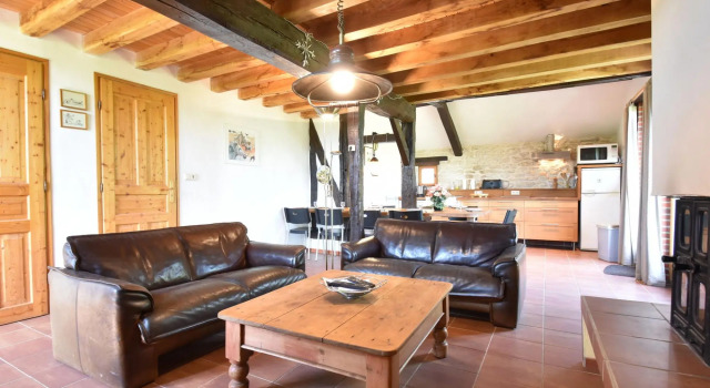 Cosy Holiday Home in Oussoy-en-Gatinais with Library, Rezerwuj Hotel Oussoy-en-Gatinais 