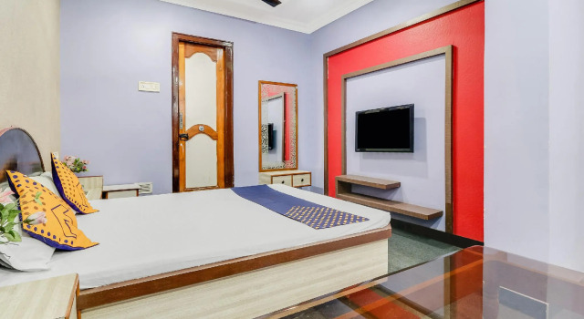 SPOT ON 63377 Hotel City Heart, Réserver Hôtel Gondia 