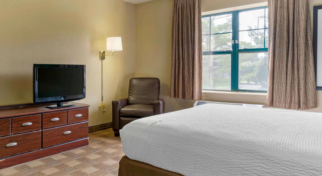 Люкс Extended Stay America Suites - Detroit - Madison Heights