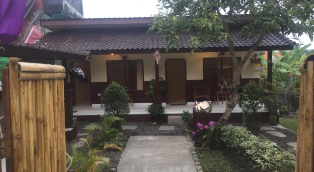 Wira Ayu Guest House, Забронировать Гостевой дом Гостевые дома провинции Бали, Гостевой дом