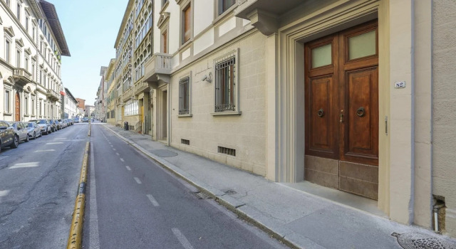 Florence Apartment