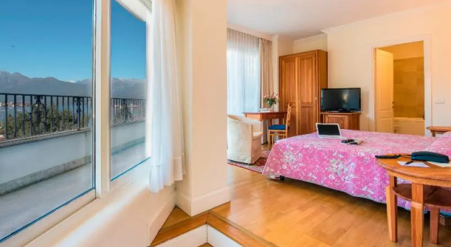 Номер Standard с балконом Hotel Royal
