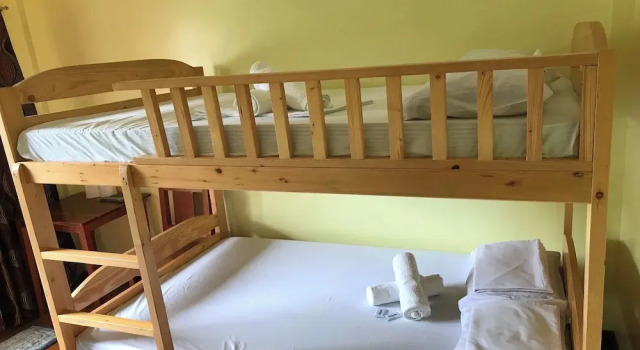 Jhunlyn Rooms for Rent Tagaytay, Prenota Hotel Hotel a Tagaytay con parcheggio, Parcheggio