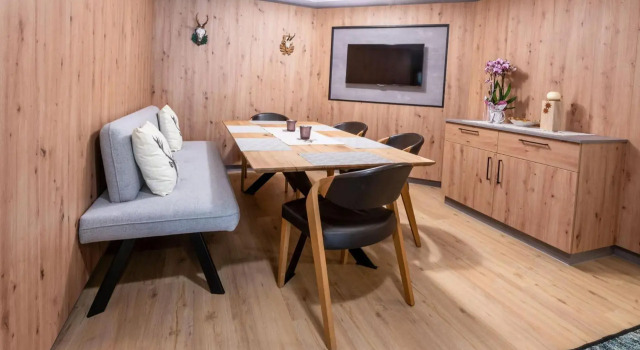 "Apart Edi" inkl SILVRETTA PREMIUM SUMMERCARD, Prenota Hotel See Ischgl-Paznaun