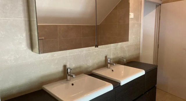 Коттедж с 4 комнатами Craywinckelhof Wagenhuis Horst