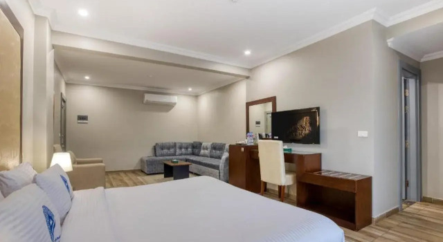 Mamlouk Pyramids Hotel