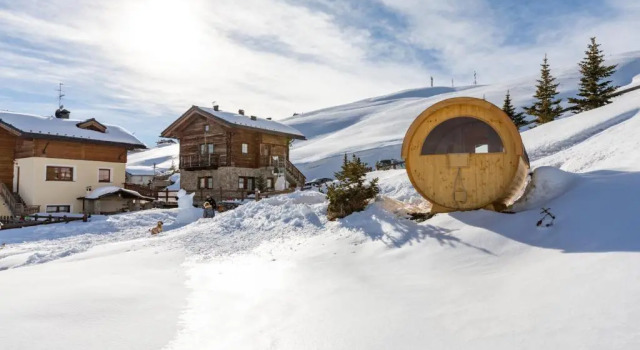 Pianeta Oro Apartments, Book Apartment Hotels in Livigno with a Pool, Swimming Pool