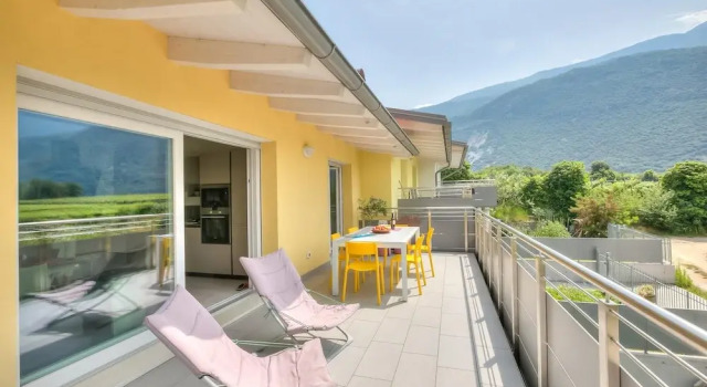 Апартаменты Mirabelle in Dro With 3 Bedrooms and 2 Bathrooms