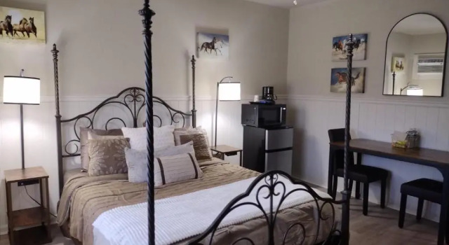 Shamrock Cove Inn, จอง โรงแรม โอกาลา Ocala National Forest