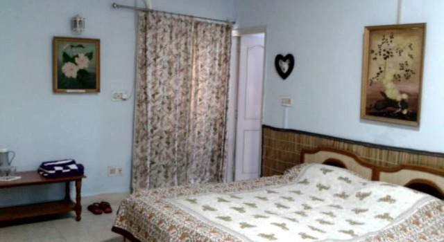 "Nains Kunj" A Travellers Home, Забронировать Отель Отели штата Раджастхана с парковкой, Парковка