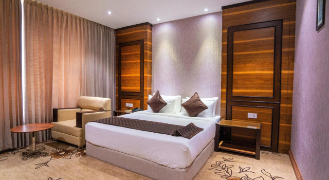 Полулюкс Hotel Hills