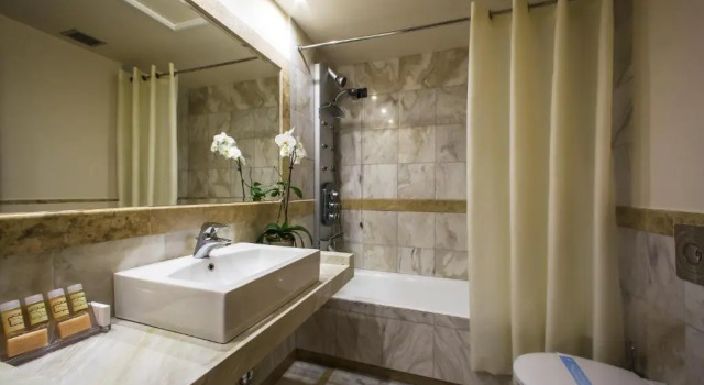 Двухместный номер Superior Dekelia Hotel