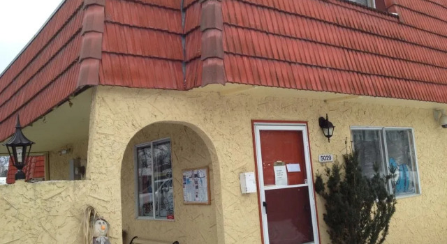 La Villa Motel, Đặt Nhà nghỉ ven đường Okanagan Falls 
