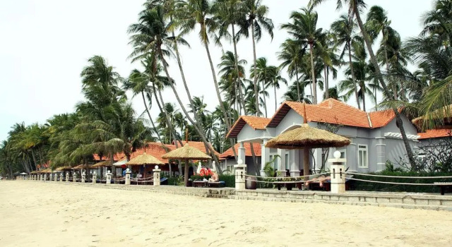 Вилла рядом с пляжем Muine Century Beach Resort & Spa