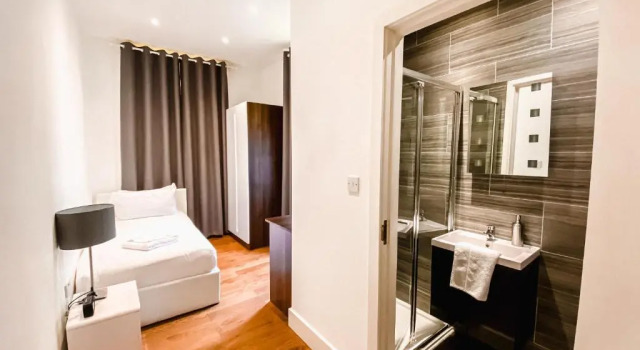 Номер Standard TiTiwangsa One Paddington