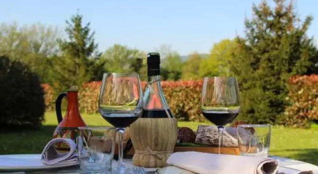 Villa Sissi, Book Villa Arliano Tuscany