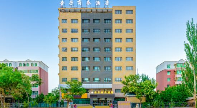 Korla Apricot Business Hotel, Rezerwuj Hotel Hotele w Korla z parkingiem, Parking