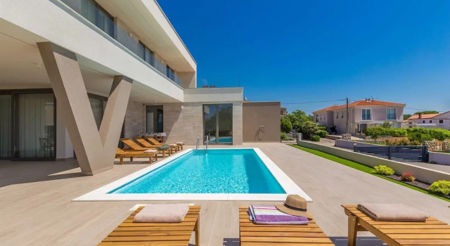 Villa VISTA with private pool and sauna, Buchen Sie Villa Brzac Insel Krk