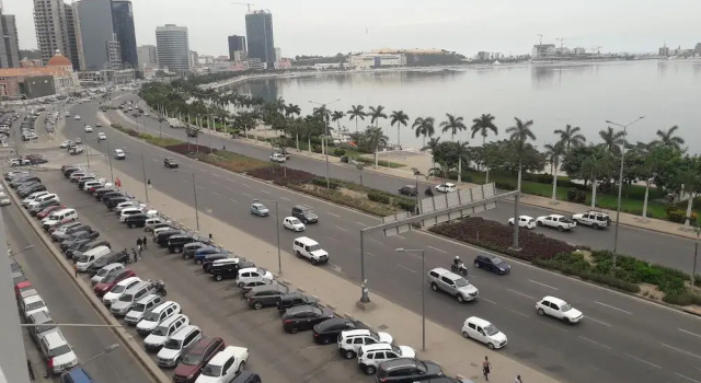 NAZARÉ, Prenota Hotel Hotel a Luanda con colazione, vicino a Chamavo Centro Comercial, Colazione