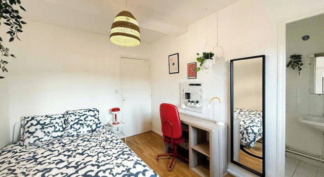 Cozy Room in a Friendly Shared Flat - Lyon 8th