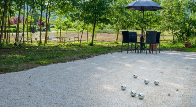 Domaine lAncien Vignoble, Book Hotel Saint-Julien-de-Lampon Dodogne Valley