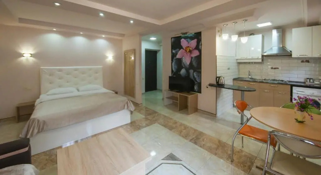 Monolocale Studio on Papazyan 12