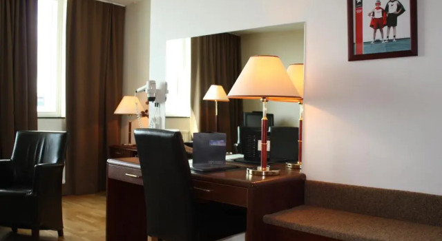 Трёхместный номер Economy First Hotel Jörgen Kock