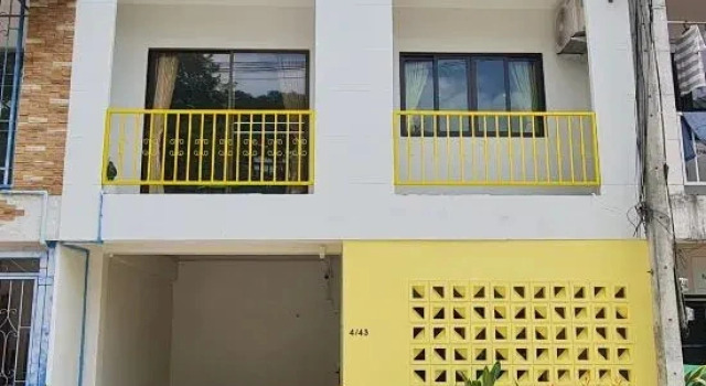 Follow Yellow House, Забронировать Отель Чиангмай провинция Чианг Май, рядом с Chiang Mai Lanna Golf Course