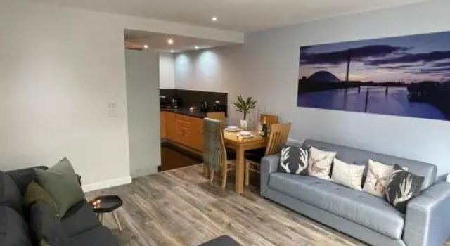 Riverside West End Apartment, Забронировать Апартаменты/квартира Северо-Запад 