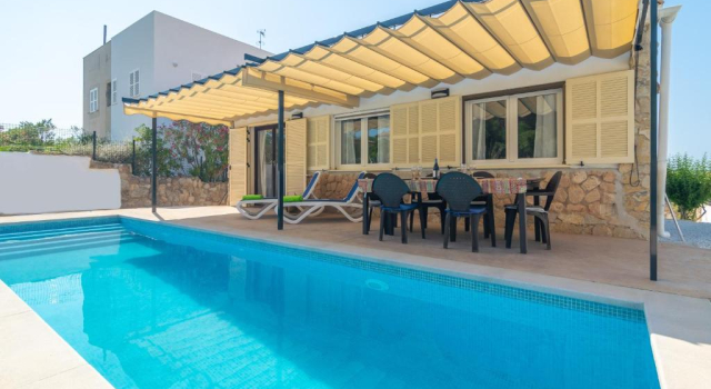 Вилла Can Clavell in Urbanitzaci Montferrutx