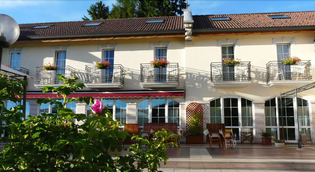 Hotel Golf Villa Bonomo, Book Hotel Hoteller i Asiago med parkering, Parkering