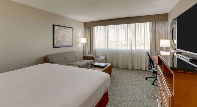 Двухместный номер Standard Drury Inn & Suites Phoenix Airport