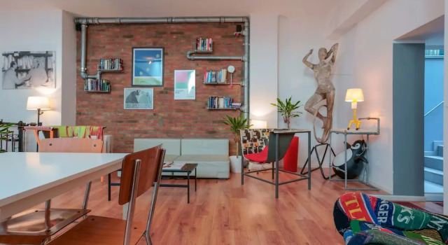 Кровать в общем номере с 6 комнатами Funtanir Rooms