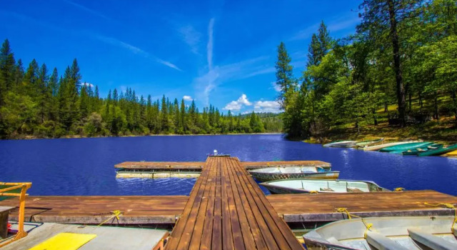 Lake of the Springs Camping Resort Cabin 4, Prenota Campeggio Oregon House California