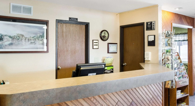 Econo Lodge Custer - Crazy Horse Area