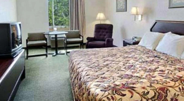 Standard Doppel Zimmer Gray Inn & Suites