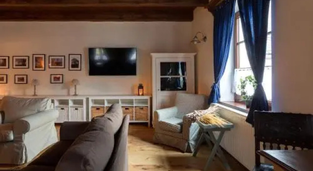 Guest House Huty, Rezerwuj Pensjonat Hotele w Central Bohemia z parkingiem, Parking