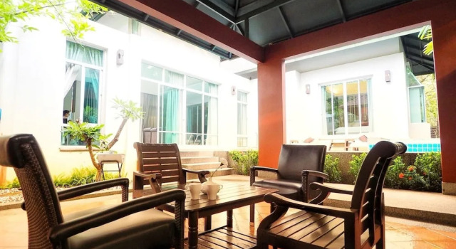 Номер Standard AnB Pool Villa 2BR Red in Pattaya