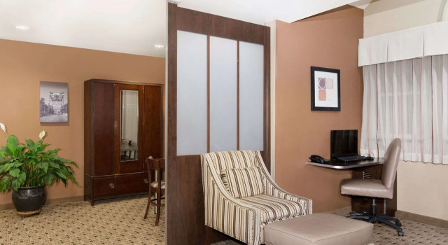 Studio 6 Suites Breaux Bridge, LA, Buchen Sie Gasthaus Mini-Hotels in Louisiana, Gasthaus
