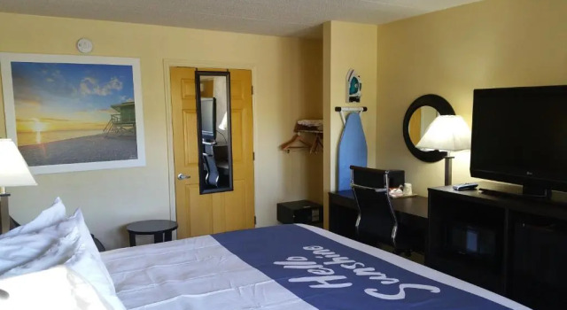Номер Standard Days Inn by Wyndham Ridgeland South Carolina