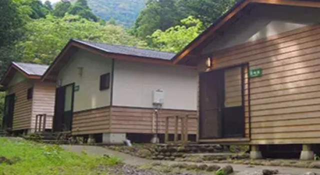 Lodge Yaedake Sanso, Prenota Hotel Yakushima Kagoshima
