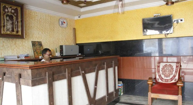 Vijaya Residency Hotel, Забронировать Отель Suryabagh Вишакхапатнам