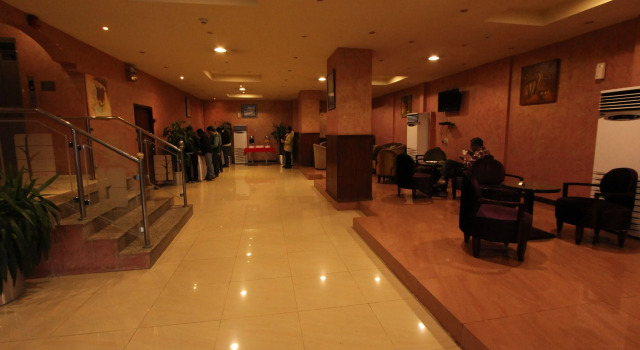 Benayat Khalifa For serviced Apartments, Buchen Sie Ferienwohnung Hotels in Östliche Provinz mit Frühstück, Frühstück